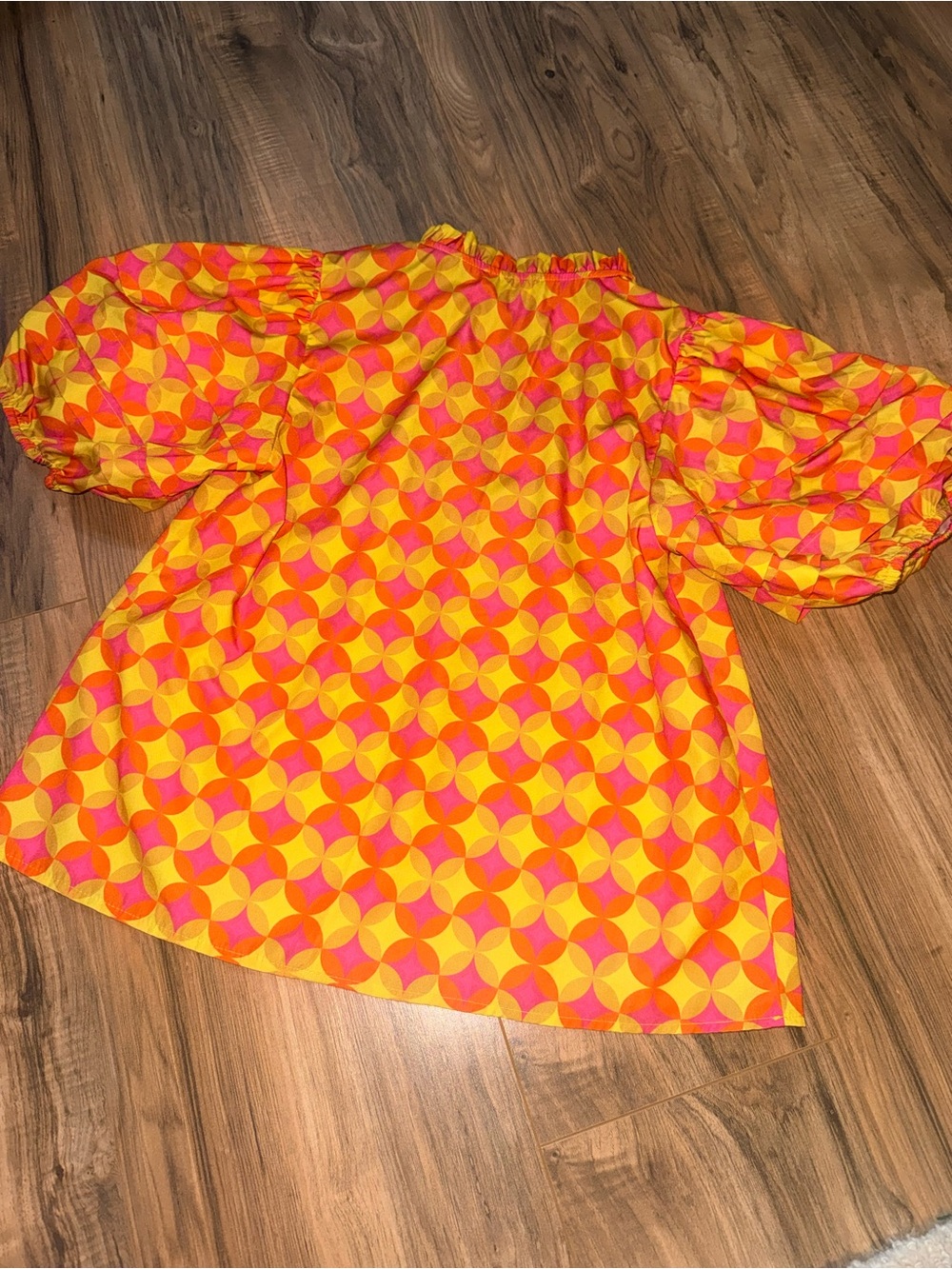 THML Colorful Abstract Puff Sleeve Mock Neck Blouse Size S - Picture 5 of 5